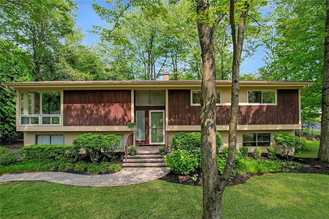 2 Hedge Row, New City, NY 10956 - split foyer home with a front yard and stucco siding