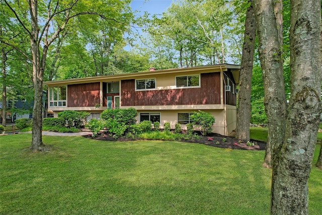 2 Hedge Row, New City, NY 10956 - raised ranch featuring a front lawn
