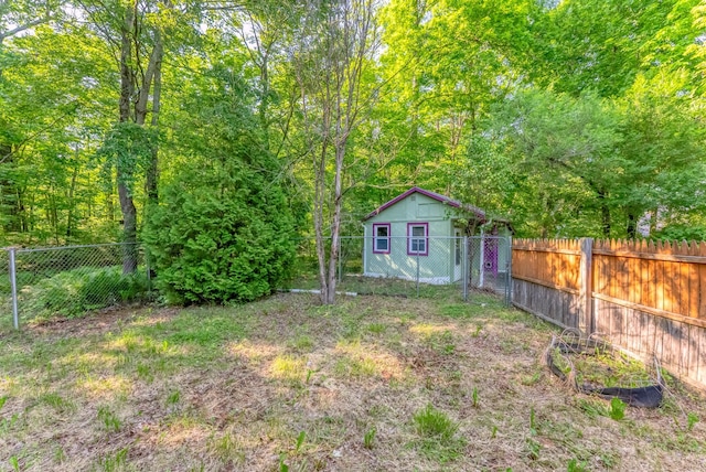 872-874 Rte 212, Saugerties, NY 12477 - fenced backyard with an outbuilding