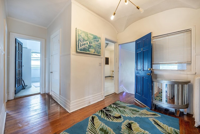 115 Primrose Ave, Mount Vernon, NY 10552 - foyer entrance featuring wood-type flooring and crown molding