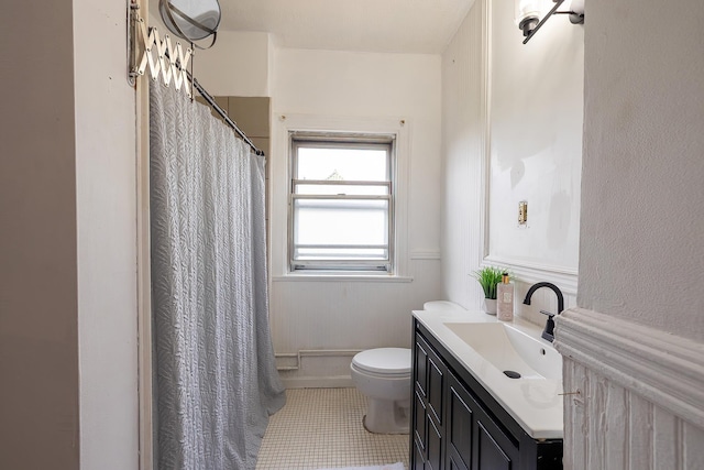 115 Primrose Ave, Mount Vernon, NY 10552 - bathroom featuring vanity, tile patterned flooring, and a shower with curtain