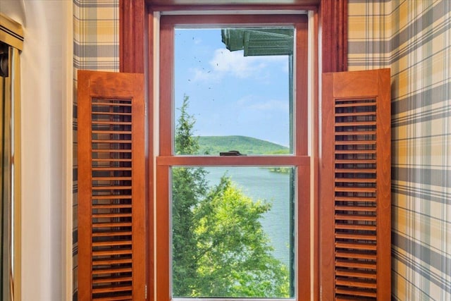 1034 Rte 292, Holmes, NY 12531 - detailed view of wallpapered walls