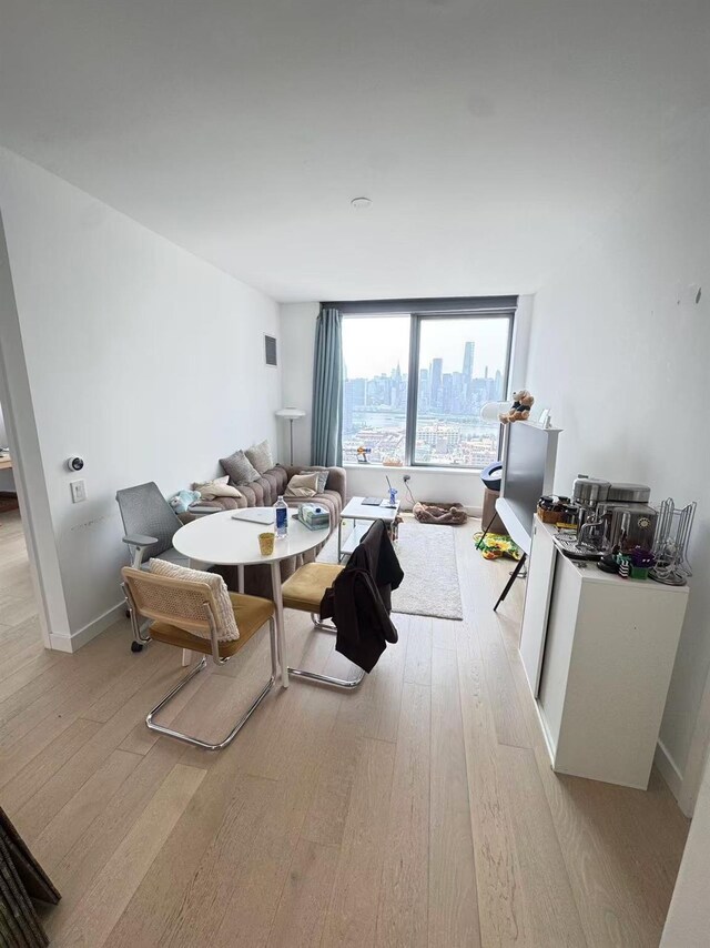 3 Court Sq Unit 3001, Long Island City, NY 11101 - photo 4