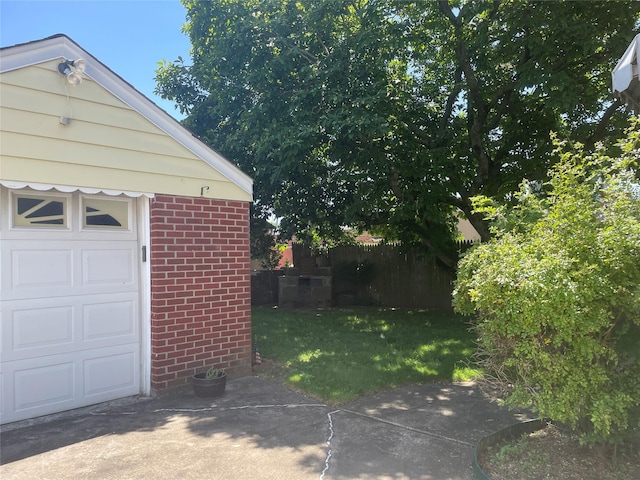 4 New Hyde Park Rd, New Hyde Park, NY 11040 - view of garage