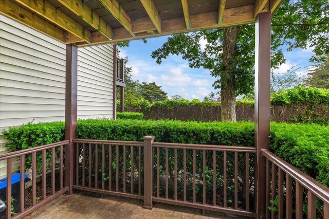 615 Broadway Unit 85, Amityville, NY 11701 - view of wooden terrace