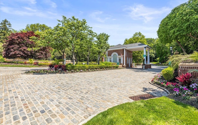 5 Hickory Ct, Manhasset, NY 11030 - view of community featuring decorative driveway