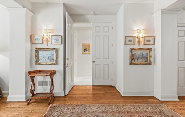 5 Hickory Ct, Manhasset, NY 11030 - hallway featuring wood finished floors and baseboards