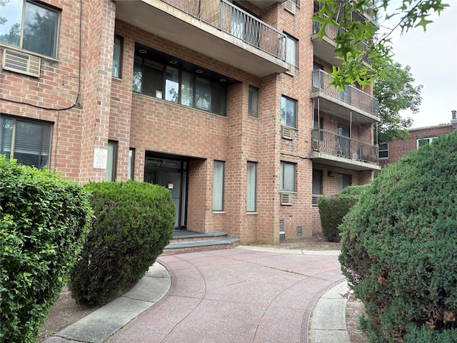 147-45 Barclay Ave Unit 2E, Flushing, NY 11355 - photo 1