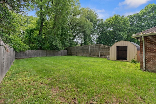 33 Center Ave, Poughkeepsie, NY 12601 - photo 30