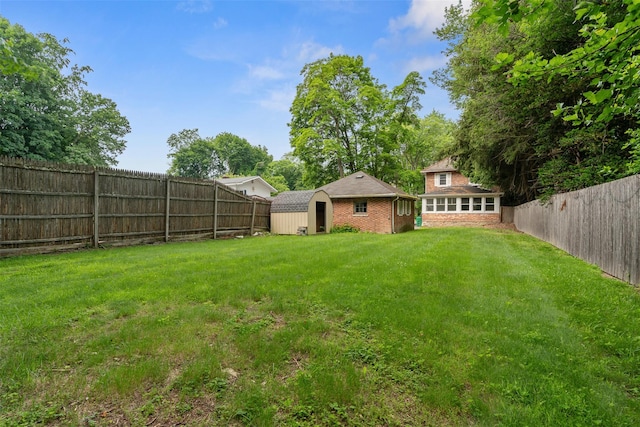 33 Center Ave, Poughkeepsie, NY 12601 - photo 31