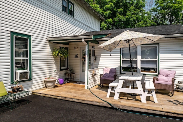 482 Scotchtown Ave, Middletown, NY 10941 - wooden terrace featuring cooling unit
