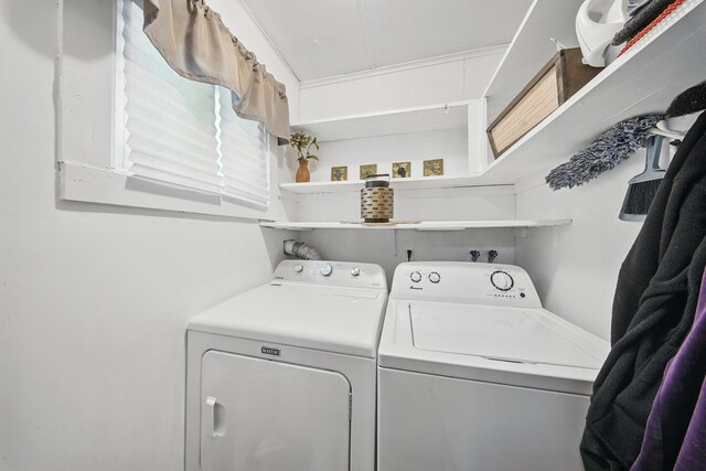 482 Scotchtown Ave, Middletown, NY 10941 - laundry room with independent washer and dryer
