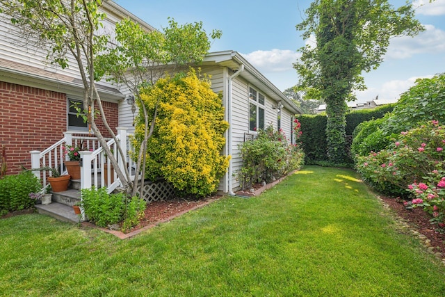 54 Ogden Ave, East Williston, NY 11596 - view of grassy yard
