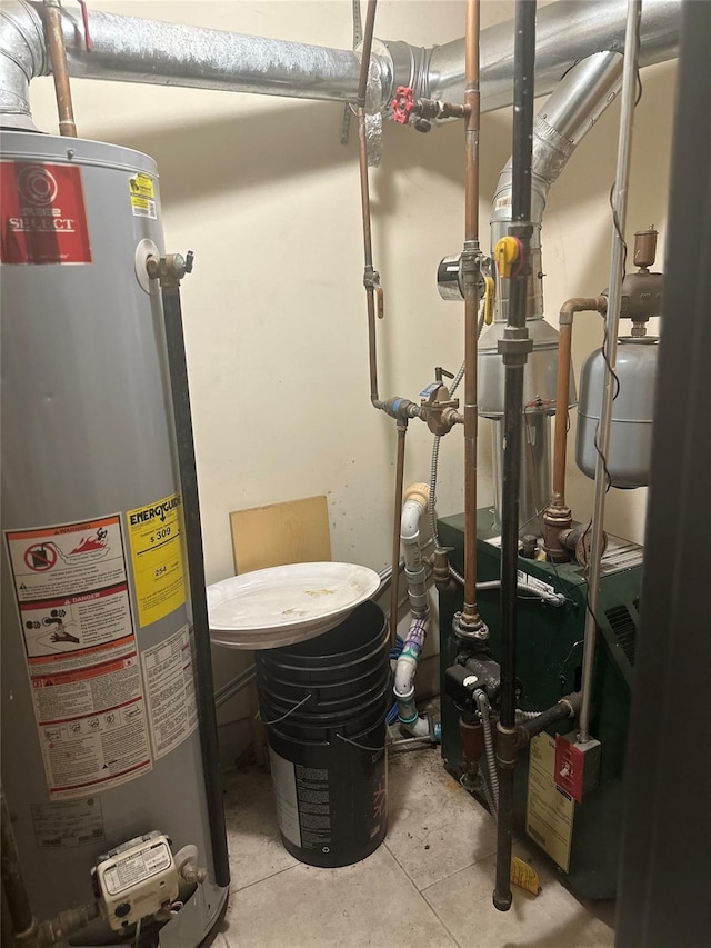 4439 Mundy Ln, Bronx, NY 10466 - utility room with gas water heater