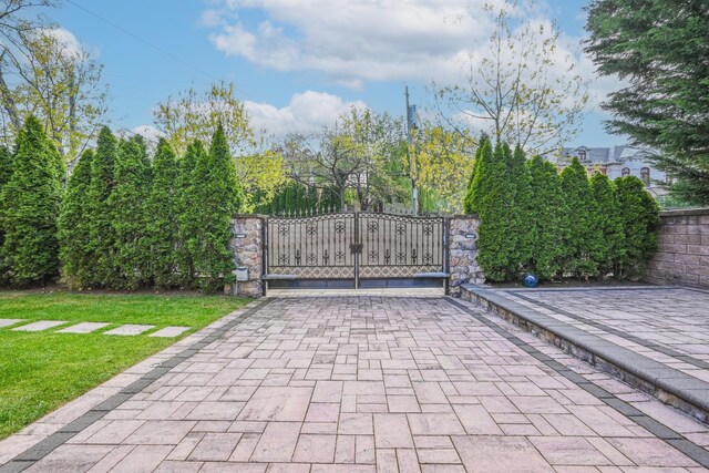 186-03 Chevy Chase St, Jamaica Estates, NY 11432 - photo 27