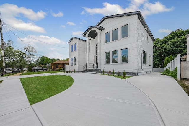 892 Barry Dr W, Valley Stream, NY 11580 - photo 3