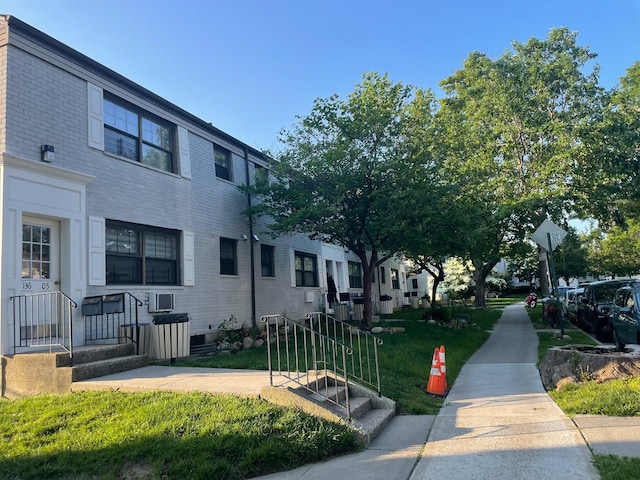 136-05 68th Dr Fl B 2Nd, Kew Garden Hills, NY 11367 - photo 1