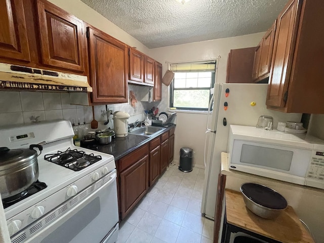 136-05 68th Dr Fl B 2Nd, Kew Garden Hills, NY 11367 - photo 18