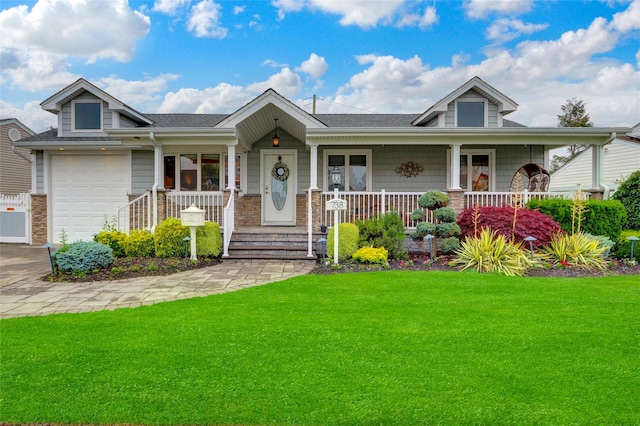 738 Craft Ave, Franklin Square, NY 11010 - view of front facade with a porch, a front lawn, a garage, and a shingled roof