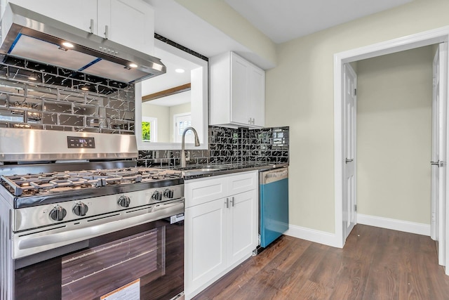 46 Beatrice Ct, Hempstead, NY 11550 - kitchen with stainless steel gas stove, dishwashing machine, dark wood-style flooring, a sink, and backsplash