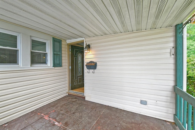 426 Lakeview Rd, Bellmore, NY 11710 - view of exterior entry