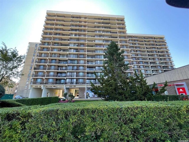 152-18 Union Tpke Unit 9P, Flushing, NY 11367 - view of apartment building / complex