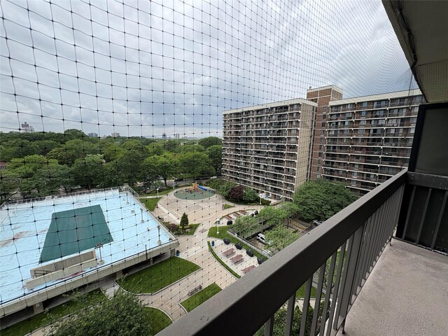 152-18 Union Tpke Unit 9P, Flushing, NY 11367 - view of balcony