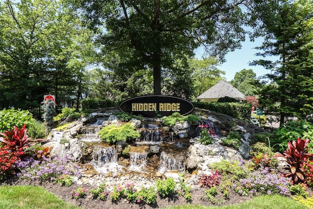 81 Hidden Ridge Dr, Syosset, NY 11791 - view of community sign