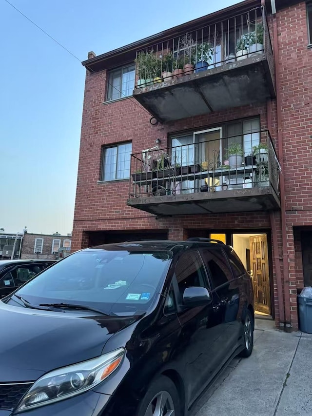 40-18 165th St, Flushing, NY 11358 - view of property