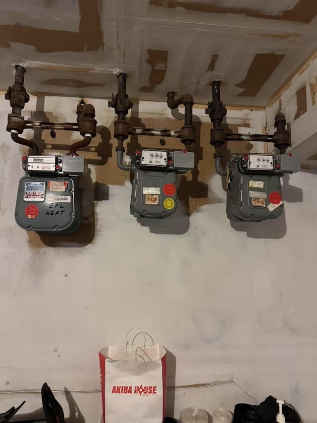 40-18 165th St, Flushing, NY 11358 - detailed view of gas meter