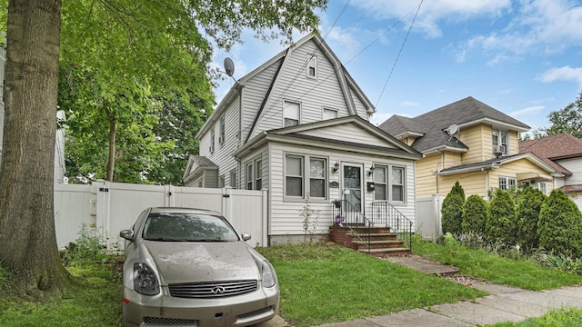 104-28 201st St, Saint Albans, NY 11412 - photo 2