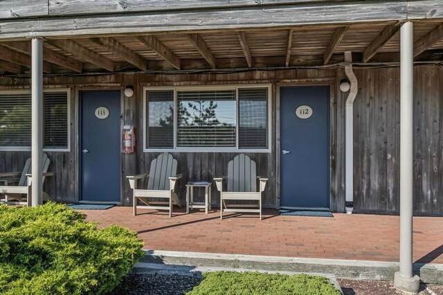 2136 Montauk Hwy Unit 112, Amagansett, NY 11930 - photo 13