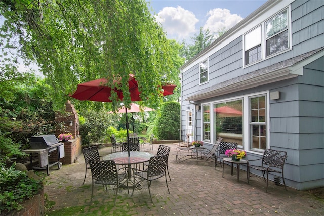 3 Little Ln, White Plains, NY 10605 - view of patio with a grill