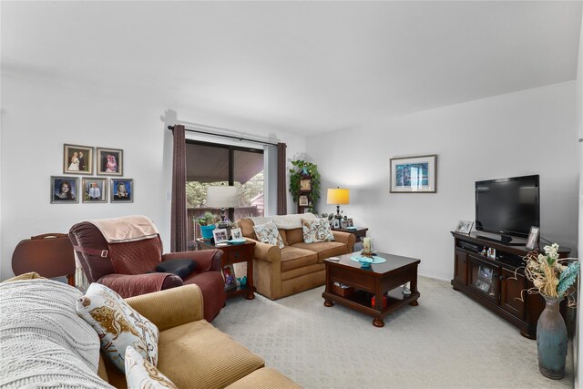 96 Molly Pitcher Ln Unit H, Yorktown Heights, NY 10598 - living room with light colored carpet