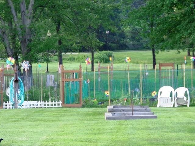 96 Molly Pitcher Ln Unit H, Yorktown Heights, NY 10598 - surrounding community