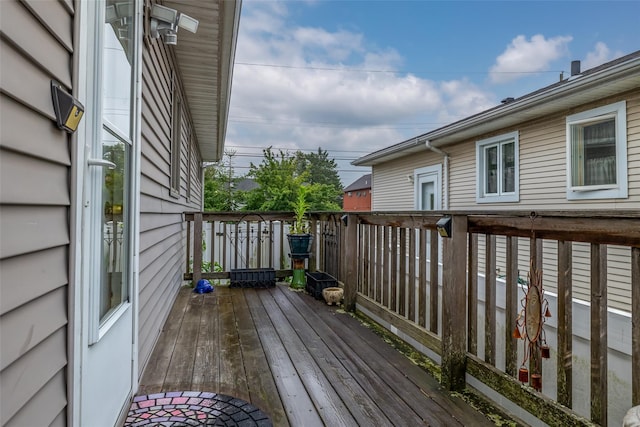 12 Roosevelt Pl, Massapequa, NY 11758 - view of deck