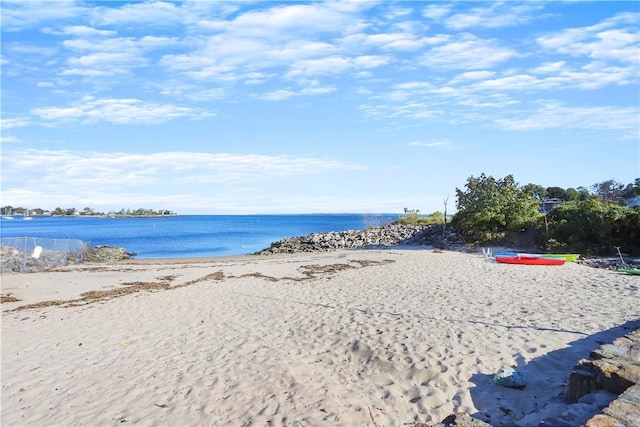 50 Davenport Ave Unit 2G, New Rochelle, NY 10805 - water view