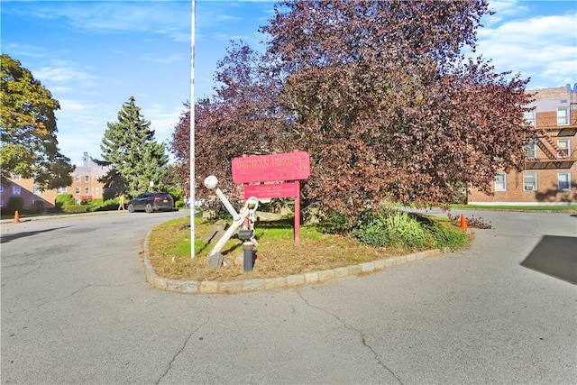 50 Davenport Ave Unit 2G, New Rochelle, NY 10805 - view of asphalt street with curbs