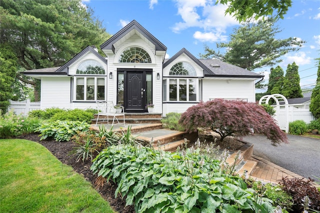 8 Ellis Dr, Syosset, NY 11791 - view of front of property