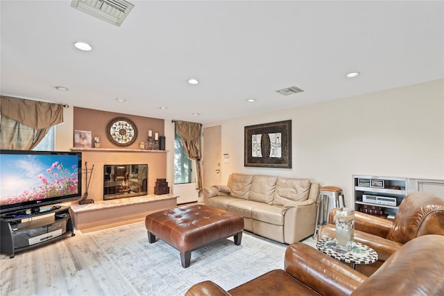 8 Ellis Dr, Syosset, NY 11791 - living area featuring recessed lighting and wood finished floors