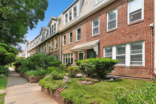 100-15 Ascan Ave, Forest Hills, NY 11375 - view of property
