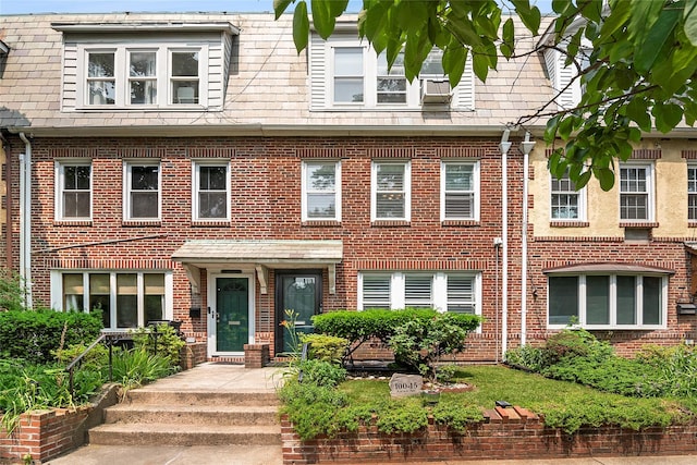 100-15 Ascan Ave, Forest Hills, NY 11375 - multi unit property with brick siding