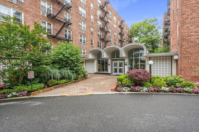 54-44 Little Neck Pkwy Unit 5G, Little Neck, NY 11362 - view of building exterior