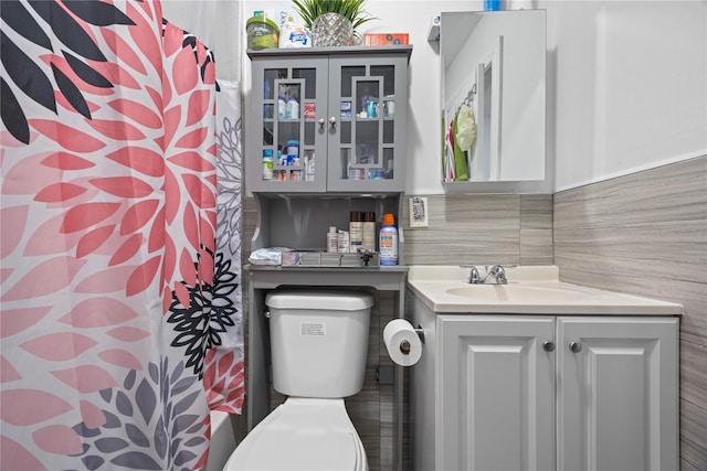 2611 Decatur Ave, Bronx, NY 10458 - full bath with toilet, vanity, and a shower with curtain