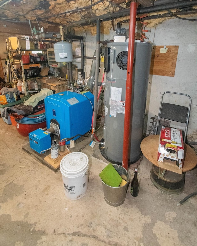 6807 State Route 42, Woodbourne, NY 12788 - utility room with water heater
