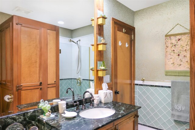 184 S Country Rd, Bellport Village, NY 11713 - photo 15
