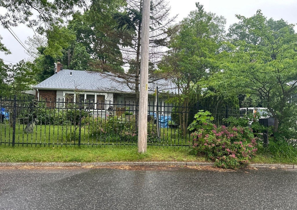 15 Glenwood Ln, Huntington, NY 11743 - photo 2
