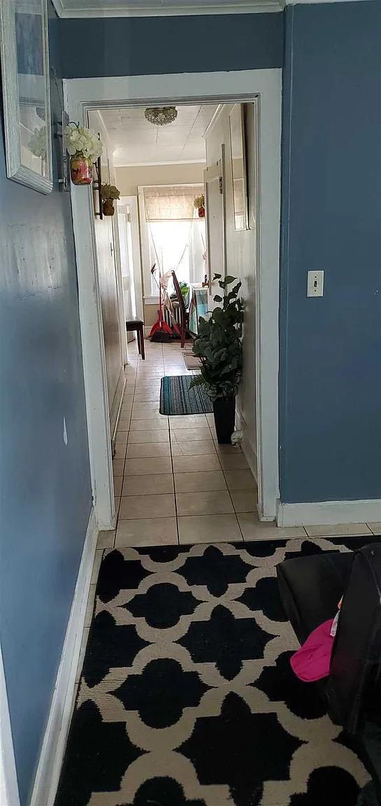 77 Carroll St, Poughkeepsie, NY 12601 - hall with baseboards
