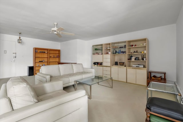 25 Chapel Pl Unit 3N, Great Neck, NY 11021 - living area featuring a ceiling fan and light carpet