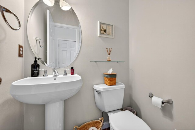 11 Pacer Ct, Goshen, NY 10924 - half bath with toilet and a sink